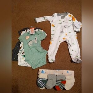 New Baby onesies sets Burt's bees organic cotton sleep and play, Baby socks